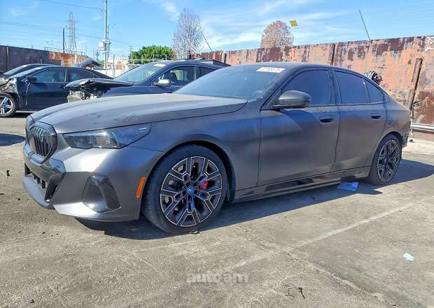 BMW i5
