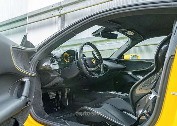 Ferrari SF90