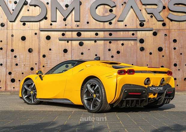 Ferrari SF90