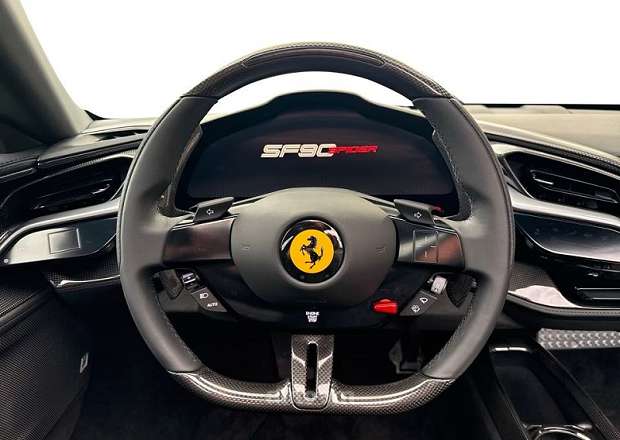 Ferrari SF90
