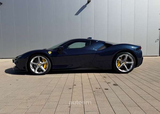 Ferrari SF90