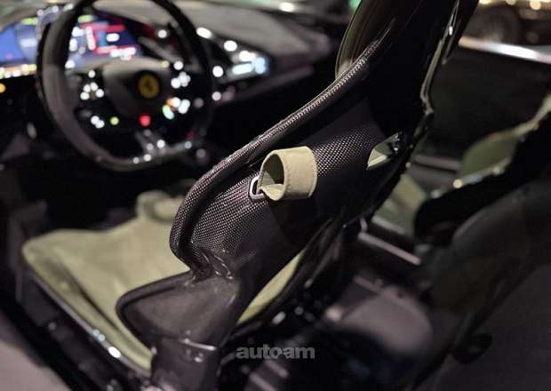 Ferrari SF90