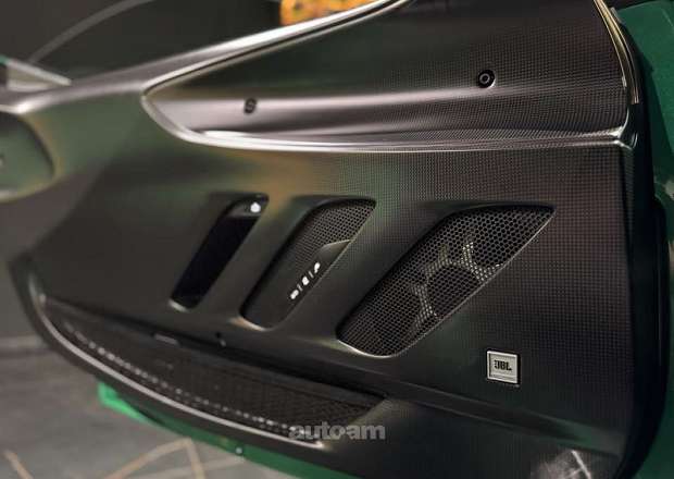 Ferrari SF90