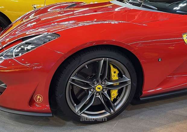 Ferrari 812 Superfast