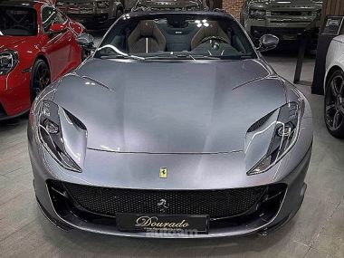Ferrari 812 Superfast  2022 