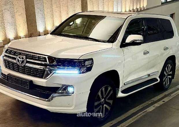 Toyota Land Cruiser 200 2010 — photo 1