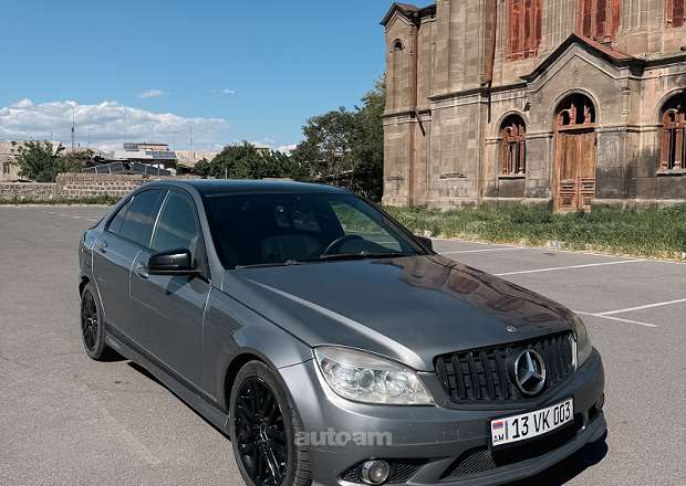 Mercedes-Benz C 300