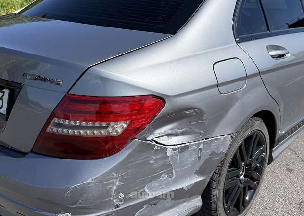 Mercedes-Benz C 300