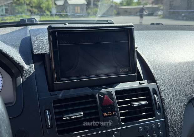 Mercedes-Benz C 300