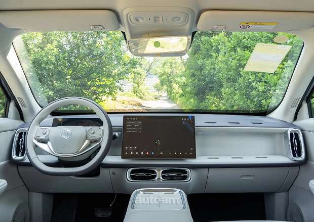 Leapmotor B10
