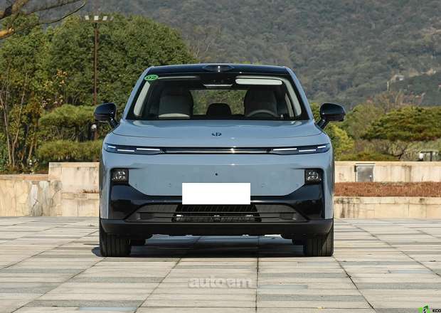Leapmotor B10