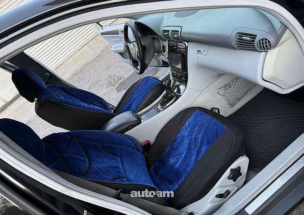 Mercedes-Benz C 320
