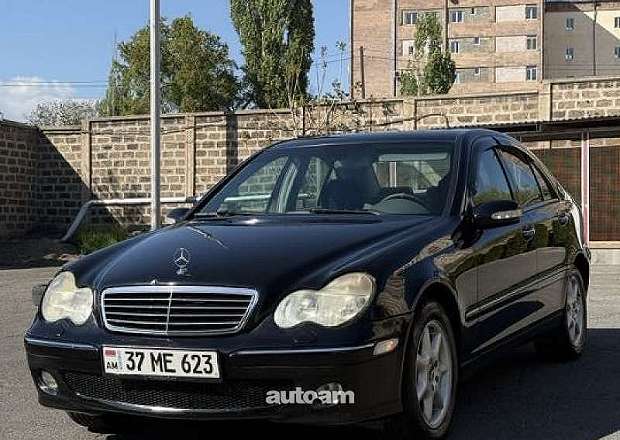 Mercedes-Benz C 320