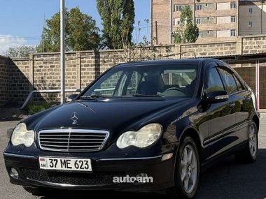 Mercedes-Benz C 320  2003 