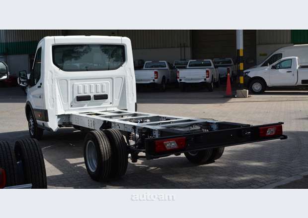 Ford Transit 2024 — լուսանկար 2