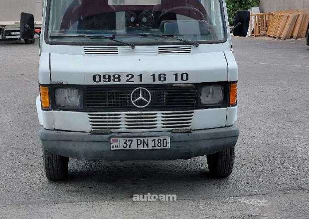 Mercedes-Benz Atego