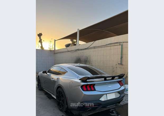 Ford Mustang 2026 — լուսանկար 5