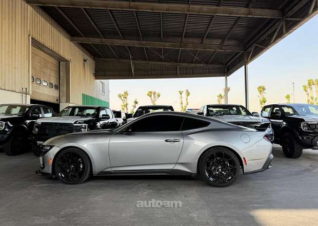 Ford Mustang 2026 — լուսանկար 4