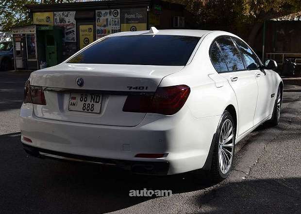 BMW 740 2010 — լուսանկար 15