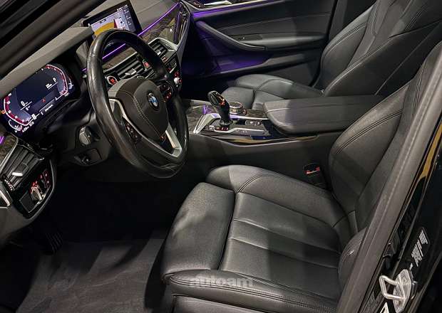 BMW 530