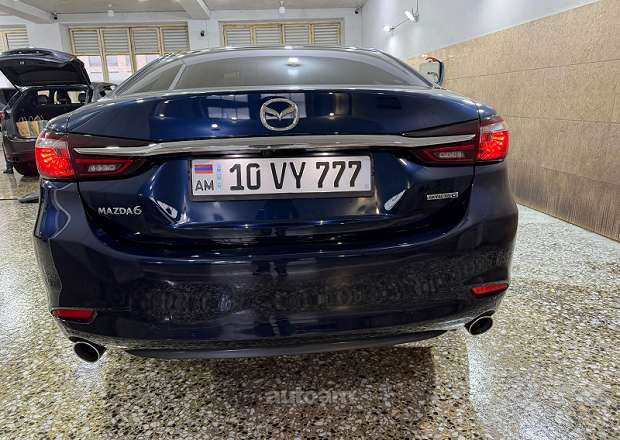Mazda 6