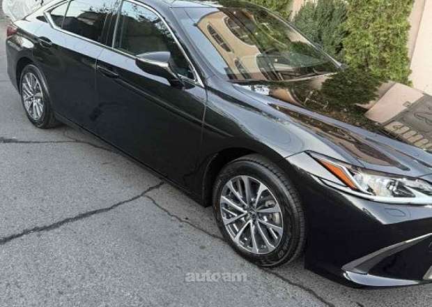 Lexus ES 250
