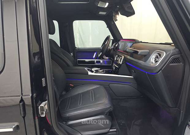 Mercedes-Benz G 550