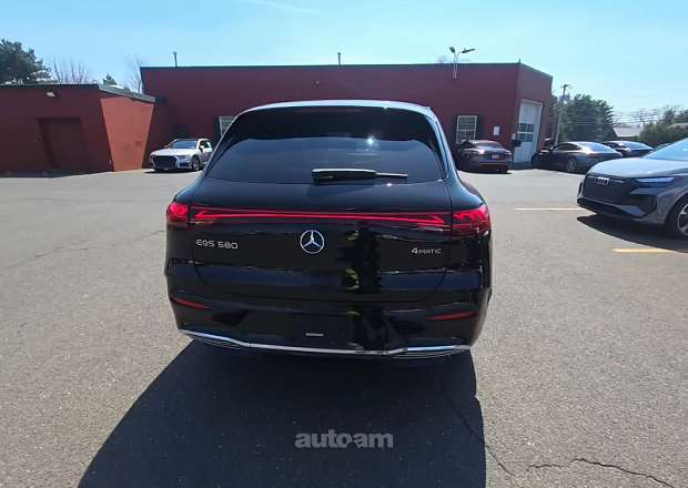 Mercedes-Benz EQS SUV