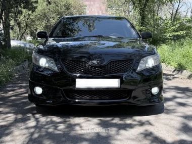 Toyota Camry  2010 