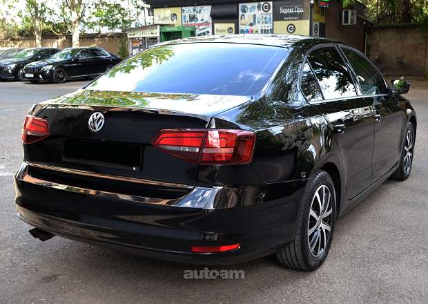 Volkswagen Jetta 2016 — фото 15