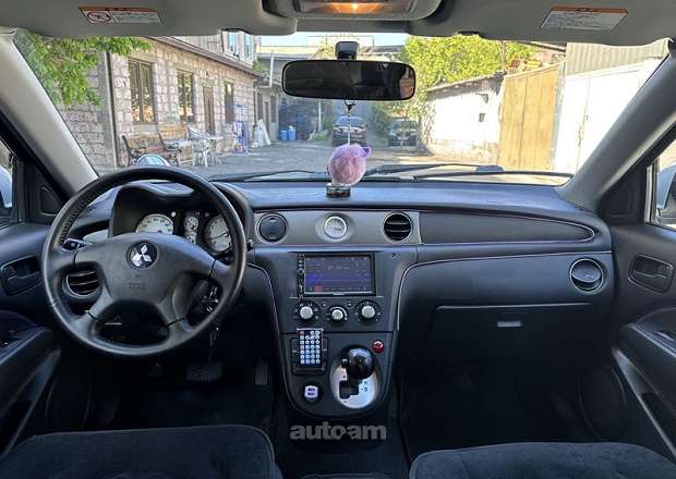 Mitsubishi Airtrek