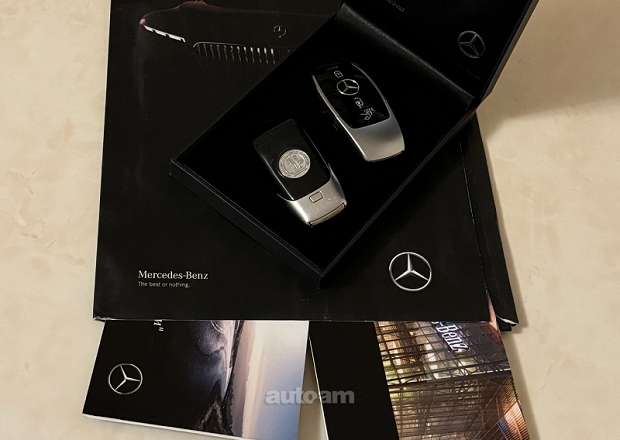 Mercedes-Benz E 300
