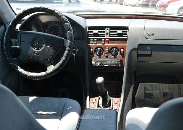 Mercedes-Benz C 180 1995 — լուսանկար 7