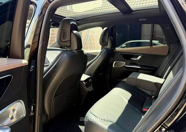 Mercedes-Benz EQE SUV