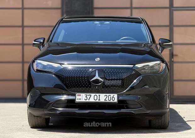 Mercedes-Benz EQE SUV