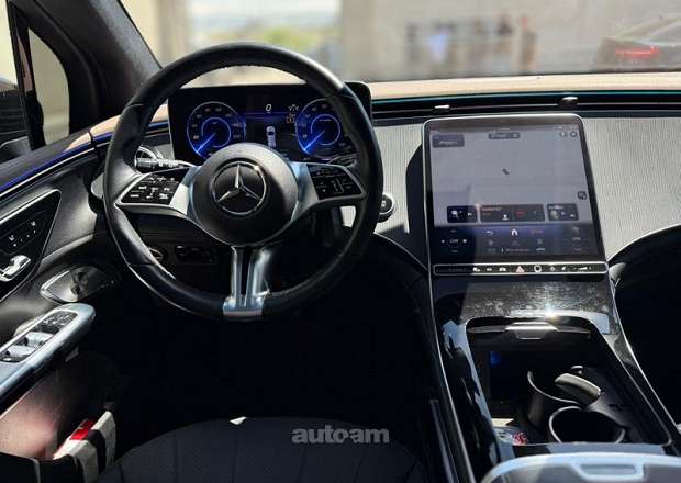 Mercedes-Benz EQE SUV