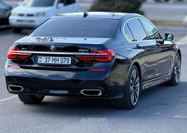 BMW 750