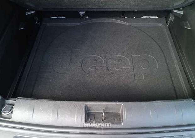 Jeep Renegade 2020 — լուսանկար 15