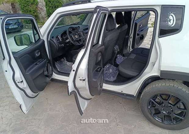 Jeep Renegade 2020 — լուսանկար 11