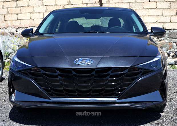 Hyundai Elantra 2020 — լուսանկար 2