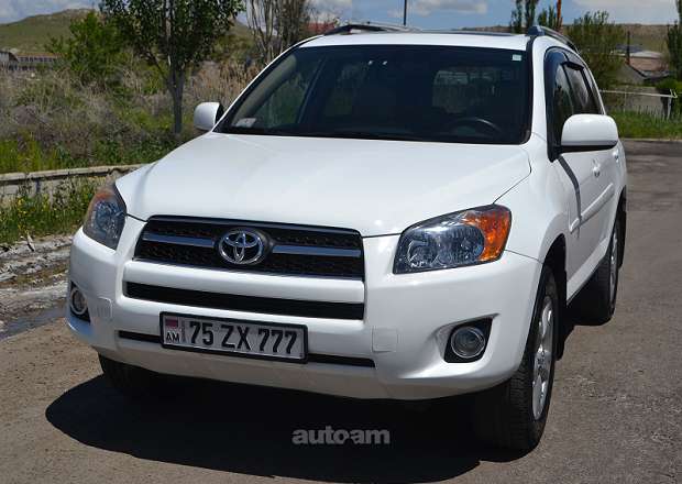 Toyota Rav 4 2010 — photo 1