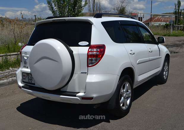 Toyota Rav 4 2010 — photo 14
