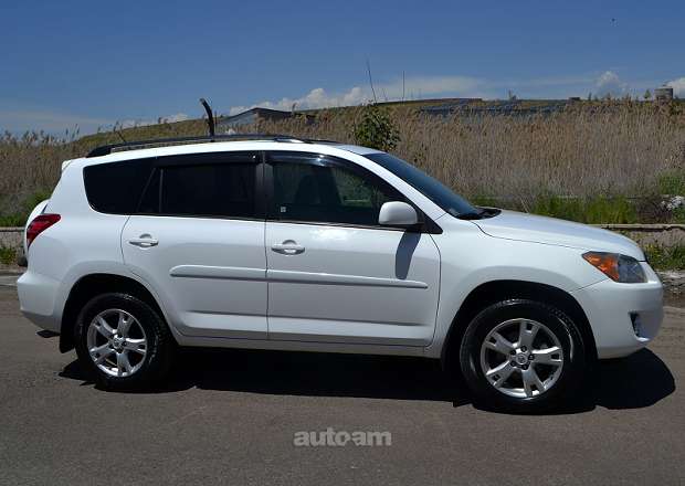 Toyota Rav 4 2010 — photo 4