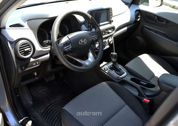 Hyundai Kona 2018 — լուսանկար 10