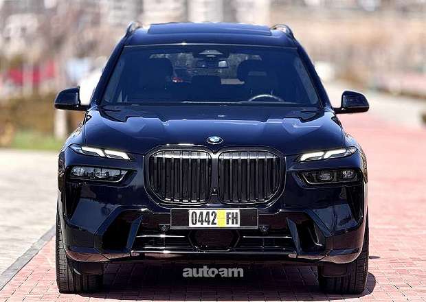 BMW X7