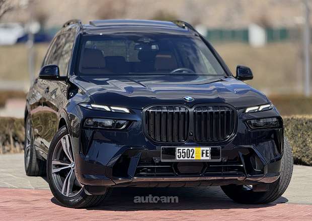 BMW X7