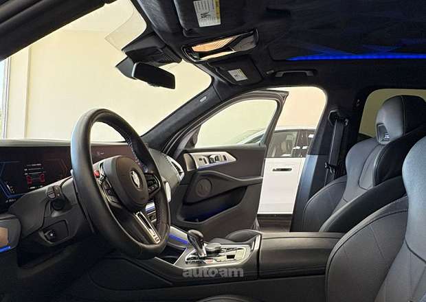 BMW XM