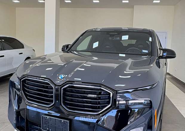 BMW XM