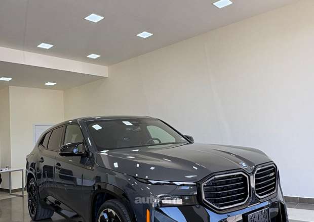 BMW XM