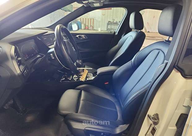 BMW 228